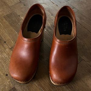 Swedish Hasbeen Bettan Clog in “Nature” Tan Free People 36 6